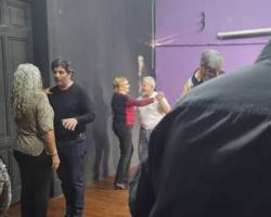 CLASES  Y PRACTICAS DE TANGO....