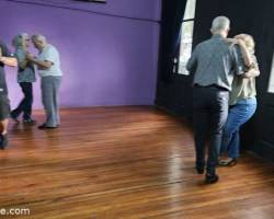 CLASES  Y PRACTICAS DE TANGO....