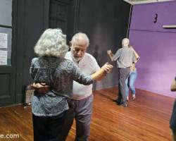 CLASES  Y PRACTICAS DE TANGO....