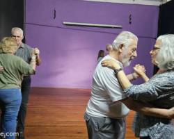 CLASES  Y PRACTICAS DE TANGO....