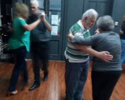 CLASES  Y PRACTICAS DE TANGO....