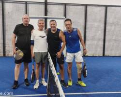 ** JUGAMOS AL PADDLE **