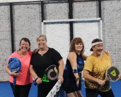 ** JUGAMOS AL PADDLE **