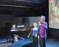 "Una Noche en Broadway"