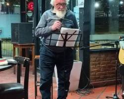 Vení a cantar escuchar música y divertirte 