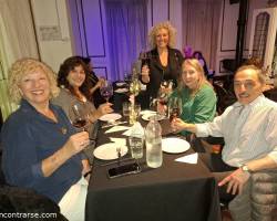 VINOS Y SABORES