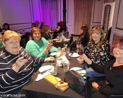 VINOS Y SABORES