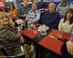 Caminamos juntos en Saavedra, cenar y ver show  de magia