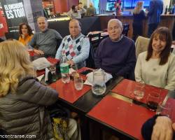 Caminamos juntos en Saavedra, cenar y ver show  de magia