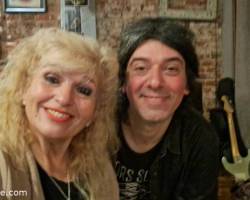  NOCHE DE ROCK — UN TRIBUTO A LOS GRANDES