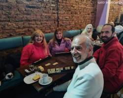 TARDE DE DOMINGO CON JUEGOS Y MERIENDA