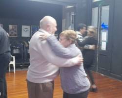 CLASES  Y PRACTICAS DE TANGO....