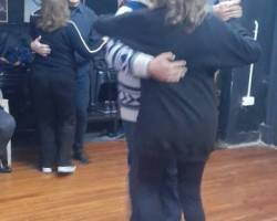 CLASES  Y PRACTICAS DE TANGO....