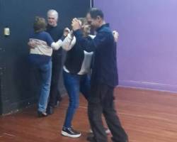 CLASES  Y PRACTICAS DE TANGO....