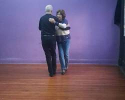 CLASES  Y PRACTICAS DE TANGO....