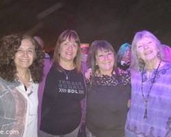 SHOW SOLIDARIO TRIBUTO A LOS BEATLES, POP Y ROCK CON BETITA.  BAILE, SORTEOS. ¡NO TE LO PIERDAS!