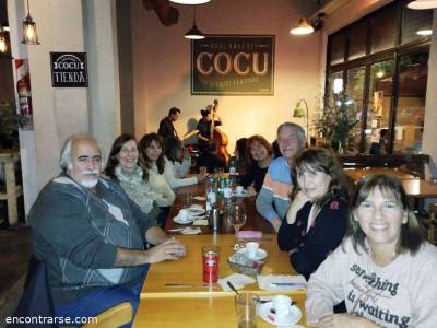 Encuentro Noche feliz con amigos en COCU 