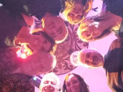 Encuentro : FESTEJAMOS DIA DE LA MUJER, A LO GRANDE NOCHE DE AMIGOS Y CELEBRACION 