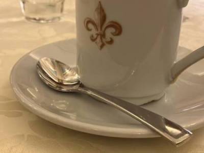 Encuentro : MERIENDA en  LA IDEAL un lujo te puedes dar !!!!! 