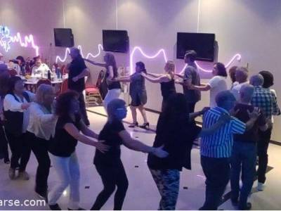 Encuentro : ASALTO Y MUCHO BAILE EN PQUE. AVELLANEDA !   