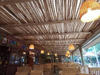 Encuentro : ¿Otro trago en Hawái? 