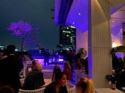 Encuentro Al caer la tarde: Sky Bar