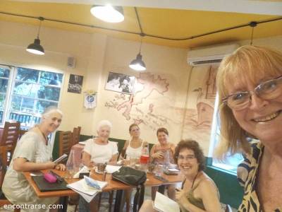 Encuentro : Café literario: Tiempo de palabras  