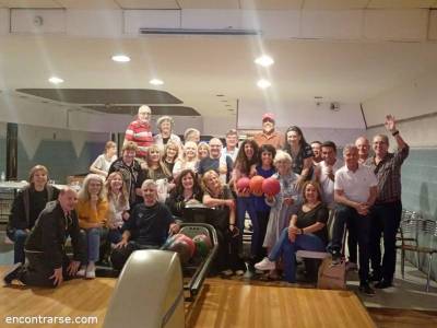 Encuentro : VAMOS AL BOWLING EN PATERNAL 