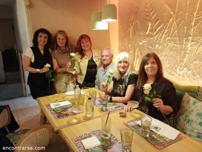 Encuentro Café para conocernos en Pani.