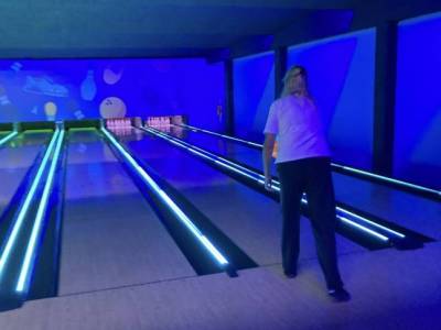 Encuentro : BOWLING IV - BOULEVARD SHOPPING ADROGUE - JUGAMOS Y MERENDAMOS 