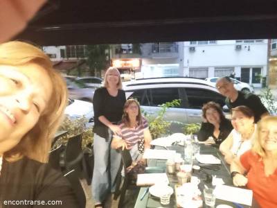 Encuentro : Café literario: Tiempo de palabras  