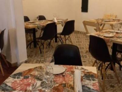 Encuentro : Cumplimos un año !!! 
" Lo de Emilio" nos espera en 
VILLA DEL PARQUE 