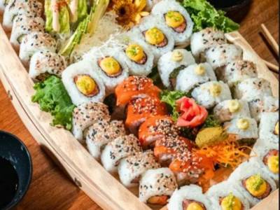 Encuentro : SUSHI NIGHT: Experiencia gourmet para encontrarnos, cenar, reírnos y dejarnos sorprender 