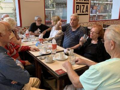 Encuentro : NUEVO LUGAR:  IMPERIO de Av. Corrientes y Medrano” - Café Conociéndonos, charlas, amigos y algo mas... 