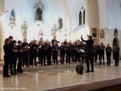 Encuentro : BANDA SINFONICA PFA y CORO UNLA 