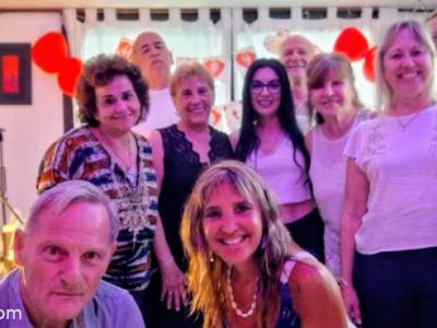 Encuentro : FESTEJO MI CUMPLE  DE LA MEJOR MANERA: CANTANDO!! ? 