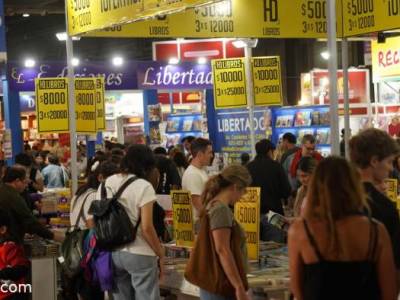 Encuentro : VAMOS A LA FERIA DEL LIBRO. Menos virtualidad y más libros. 