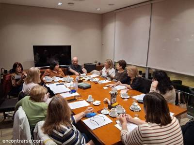 Encuentro : Club de lectura: Los martes son puro cuento... 