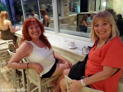 Encuentro : Escapada de finde largo con amigos a la Costa. 