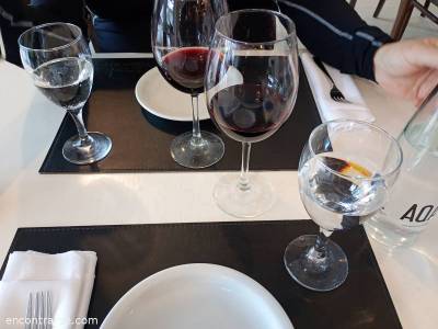 Encuentro : Cena para conocer gente nueva 