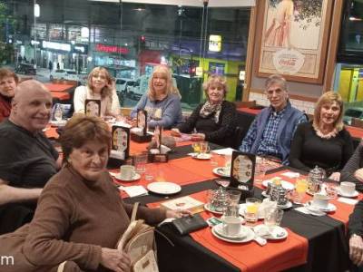 Encuentro : CAFÉ FILOSOFICO- Díalogo, Reflexíon e intercambio Grupal. 