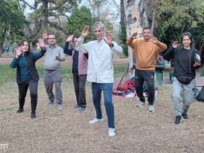 Encuentro : CLASE ABIERTA DE  TAI CHI/CHI KUNG en Plaza Irlanda.  