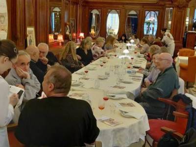 Encuentro : MERIENDA EN LA  IDEAL  II Nuevo lujo te vas a dar !!!!!! 
