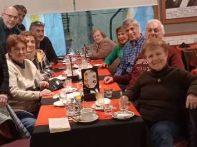 Encuentro : CAFÉ FILOSOFICO- Díalogo, Reflexíon e intercambio Grupal. 