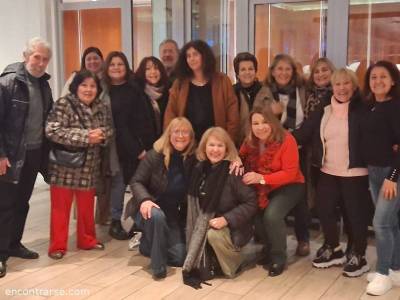 Encuentro : Club de lectura: Los martes son puro cuento... 