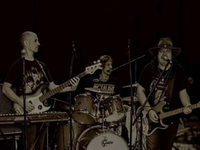 Encuentro : ROCK EN ZONA NORTE!! 