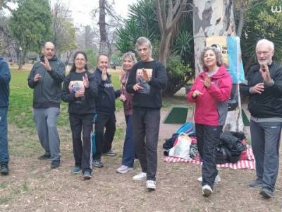 Encuentro : CLASE ABIERTA DE  TAI CHI/CHI KUNG en Plaza Irlanda.  