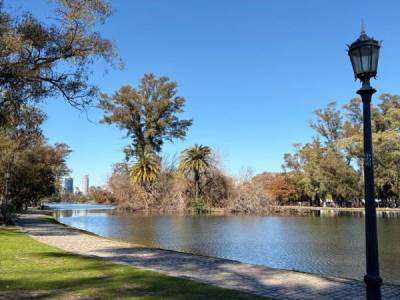 Encuentro : CAMINATAS POR EL LAGO REGATAS... EN PRIMAVERA 