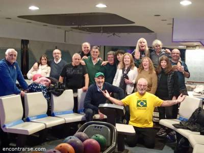 Encuentro :  BOWLING EN PATERNAL 